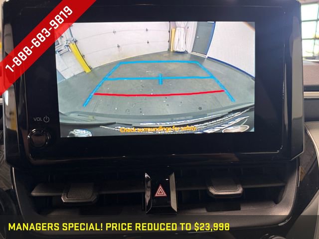 Used 2025 Toyota Corolla SE w/ Convenience Package FWD image 16