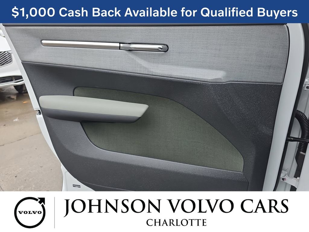 New 2025 Volvo EX30 Plus w/ Protection Package Premier image 28