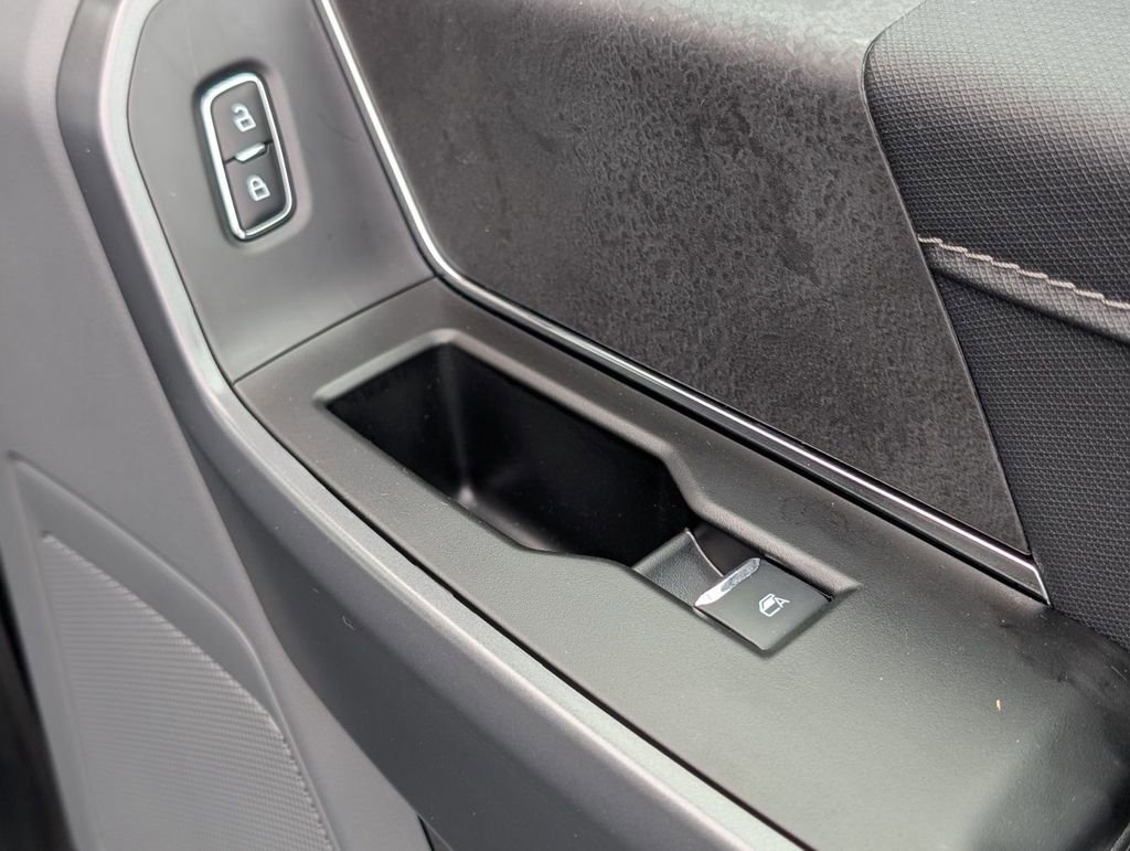 New 2024 Ford F150 XLT w/ Equipment Group 302A MID image 50