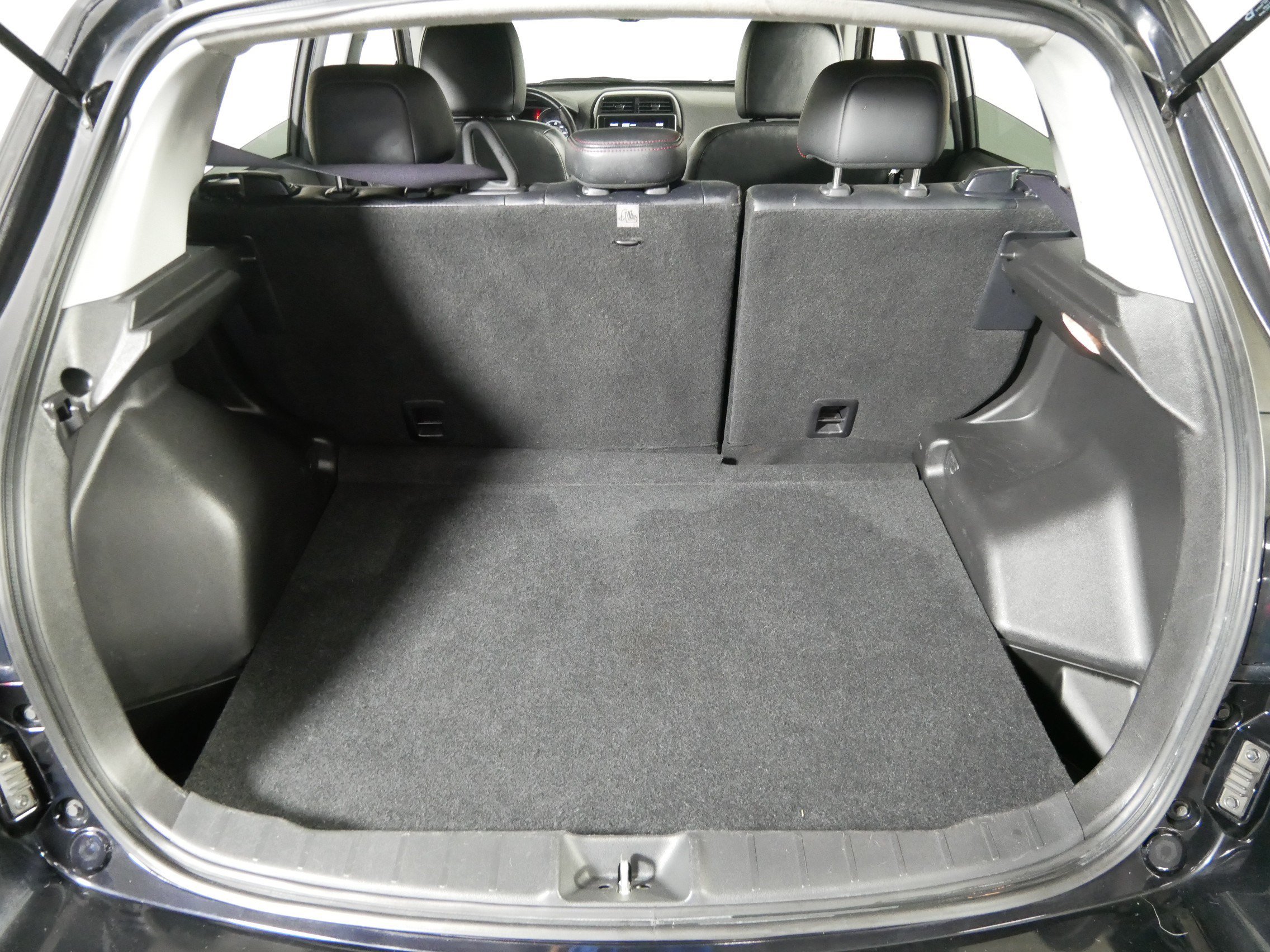Used 2024 Mitsubishi Outlander Sport SE AWD/4WD image 18