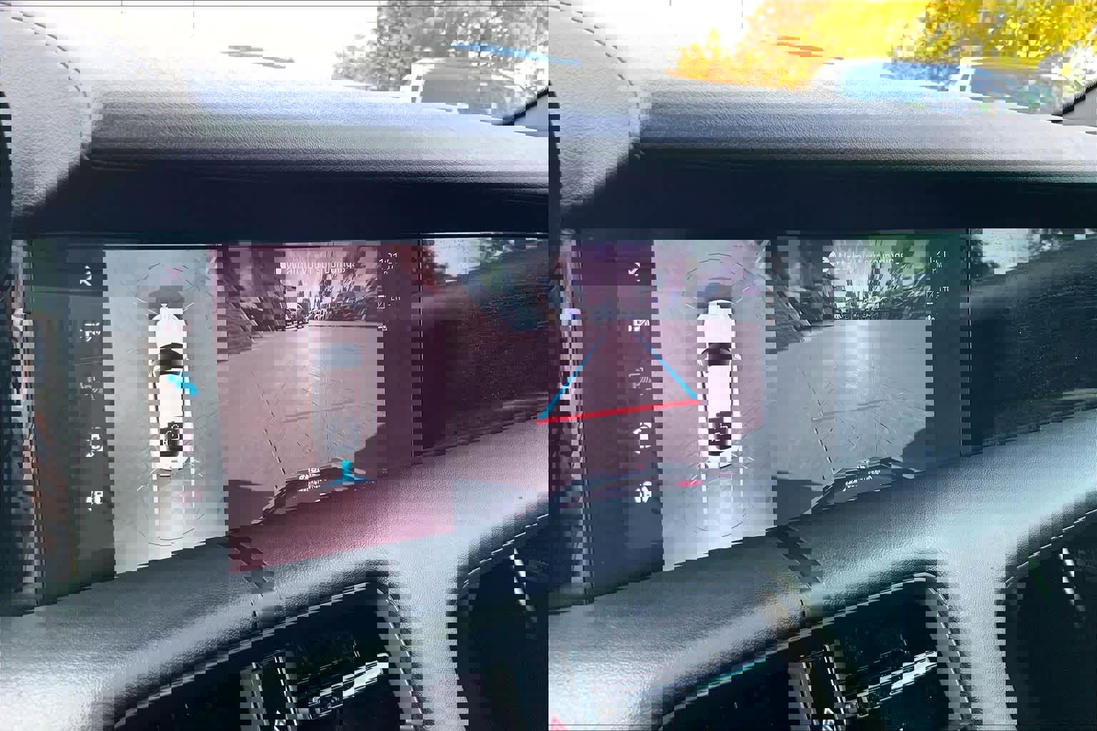 Used 2022 Porsche Taycan image 25