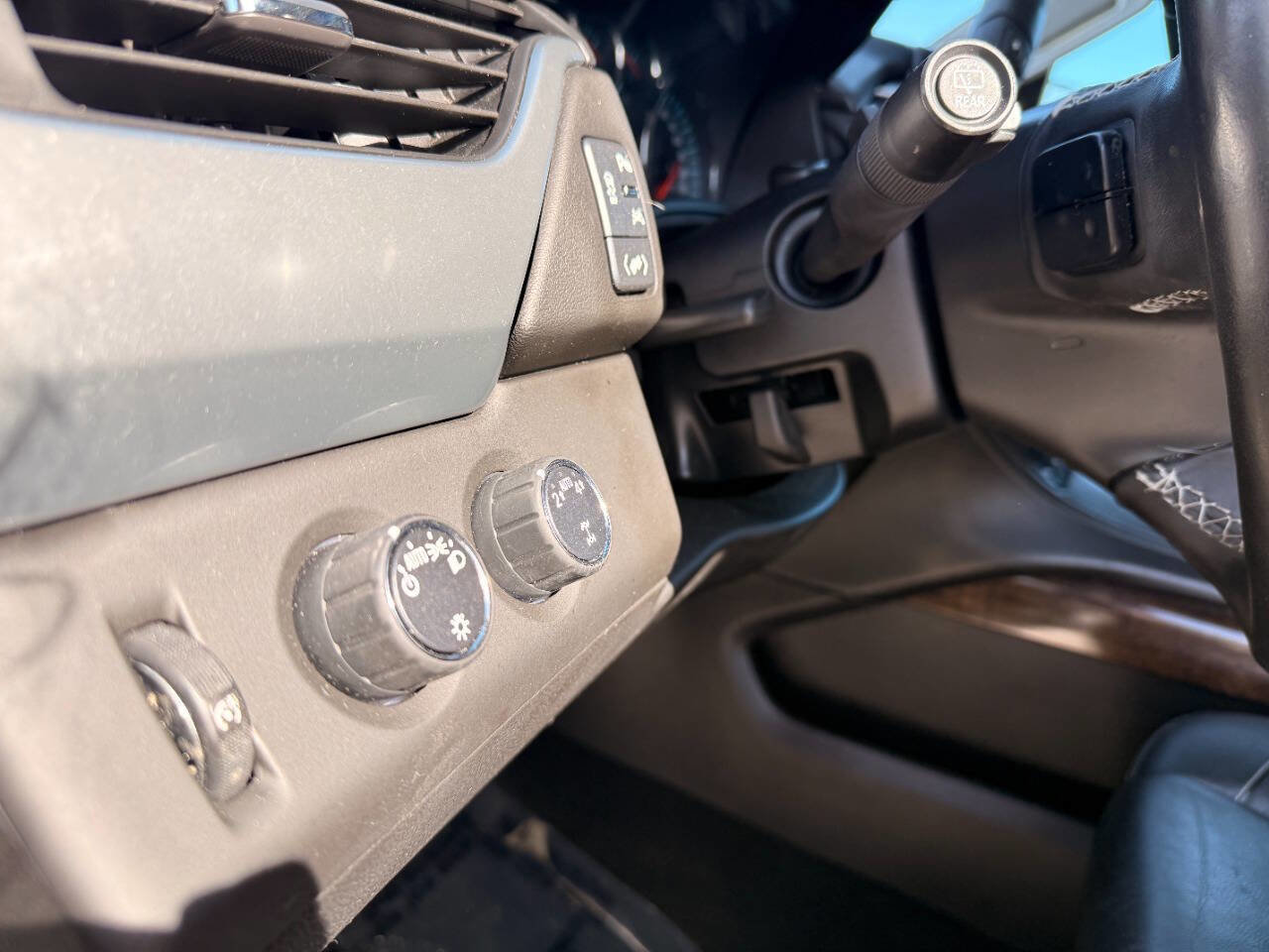 Used 2017 Chevrolet Tahoe LT image 22