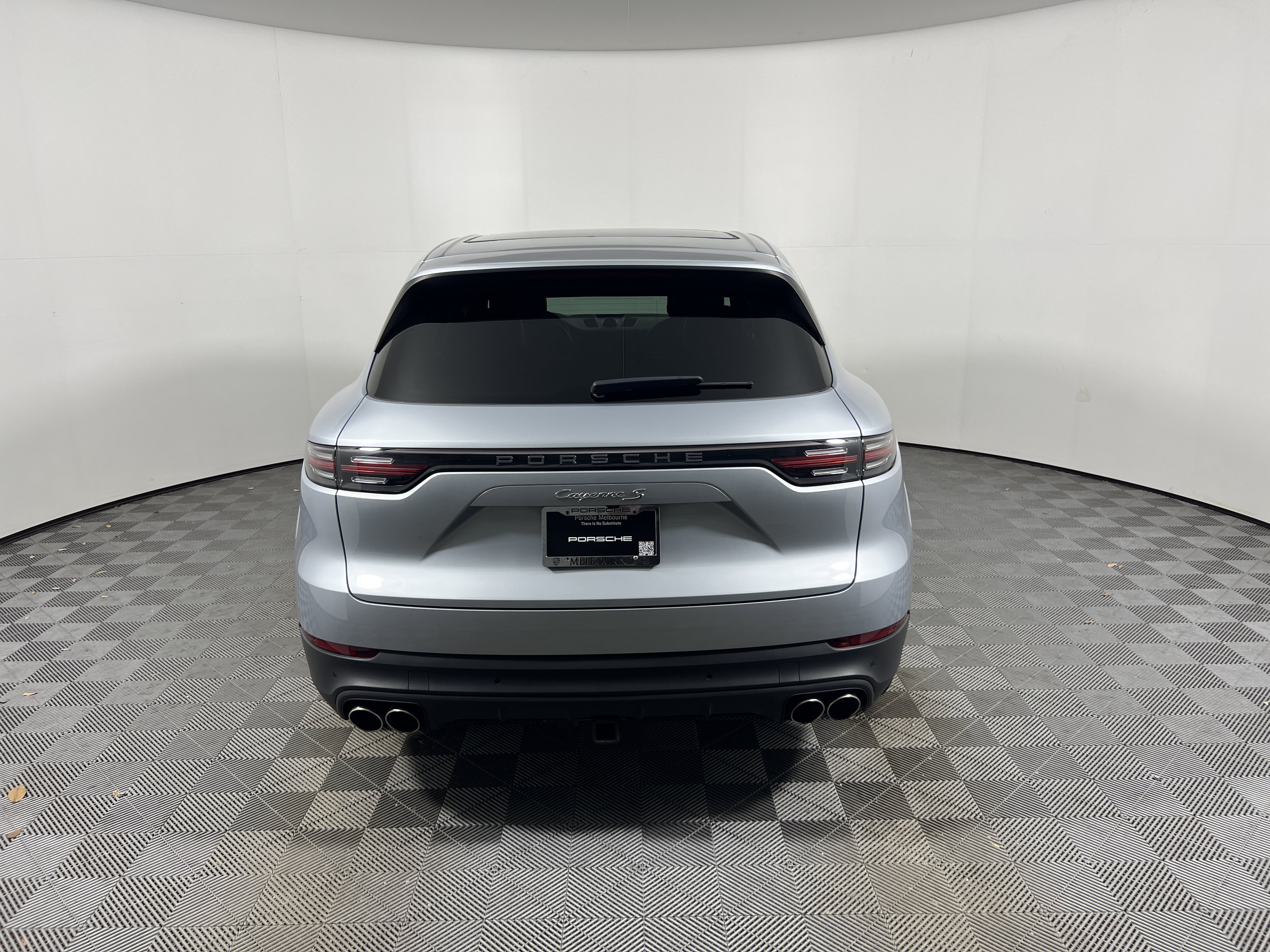 Certified 2023 Porsche Cayenne S AWD/4WD image 6