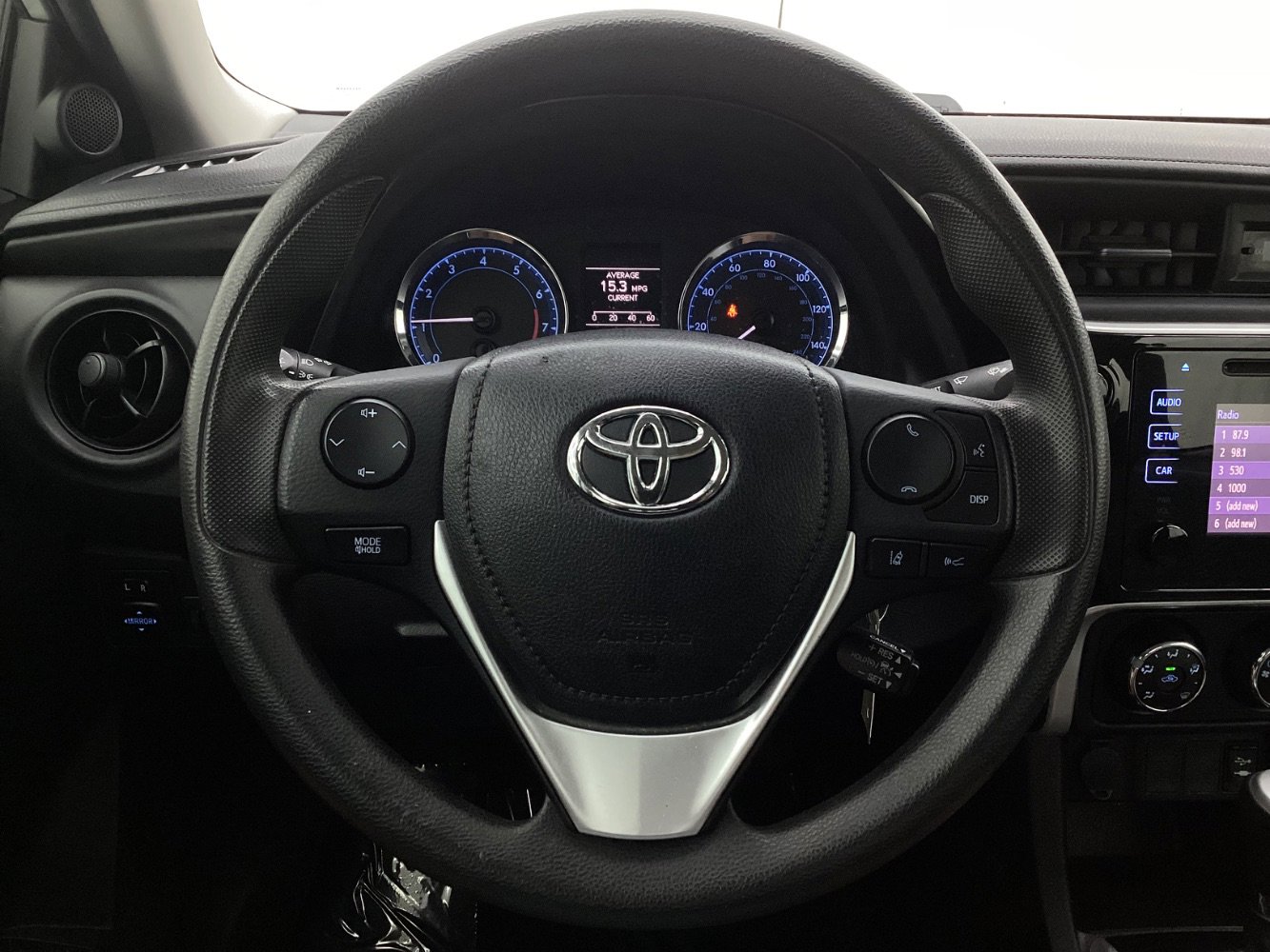 Used 2018 Toyota Corolla L FWD image 30