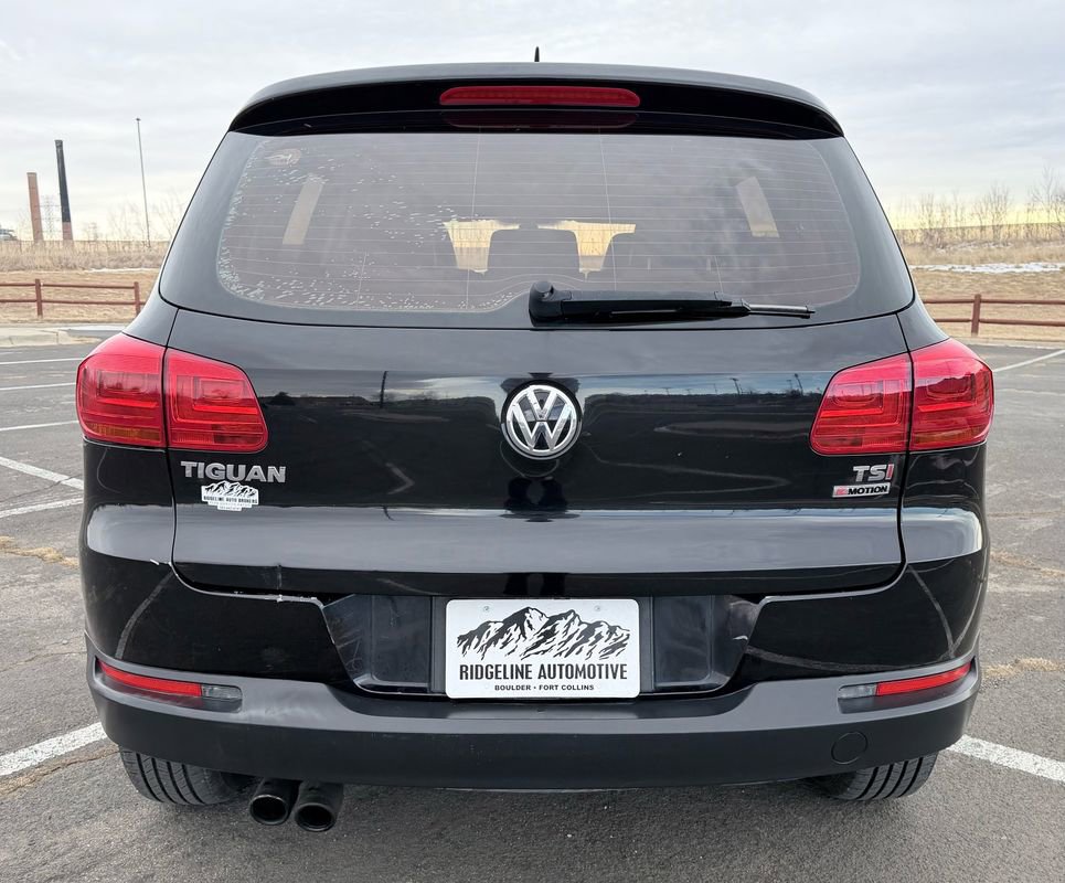 Used 2016 Volkswagen Tiguan S image 6