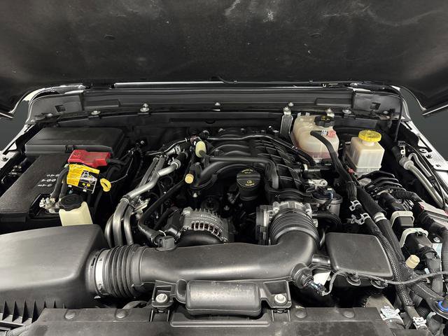 Used 2022 Jeep Gladiator Sport image 36