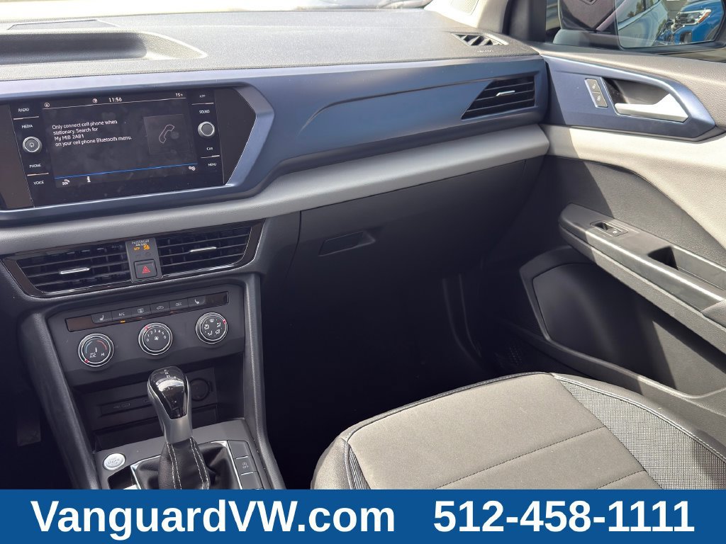 Used 2022 Volkswagen Taos SE w/ Driver Assistance Package FWD image 29