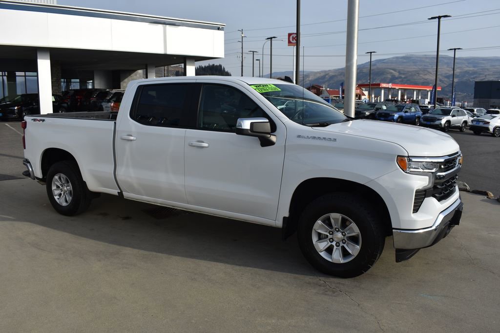 Certified 2024 Chevrolet Silverado 1500 LT w/ Work Truck Package image 9