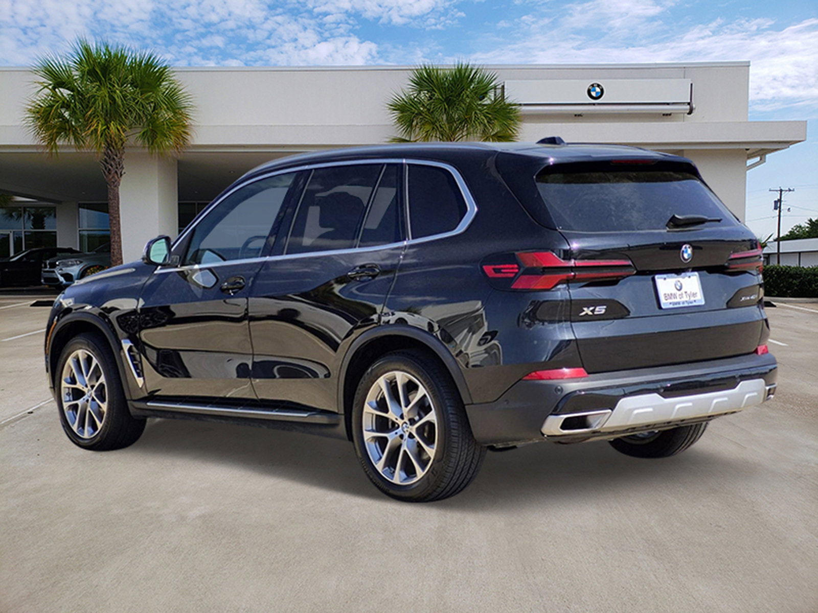 Certified 2025 BMW X5 xDrive40i image 6