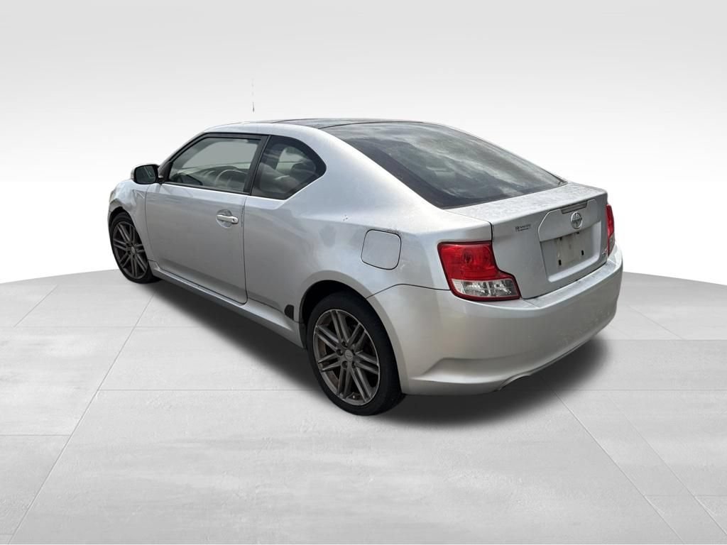 Used 2013 Scion tC FWD image 8