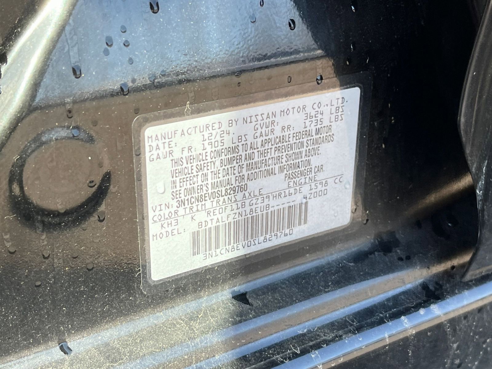 Used 2025 Nissan Versa SV image 25