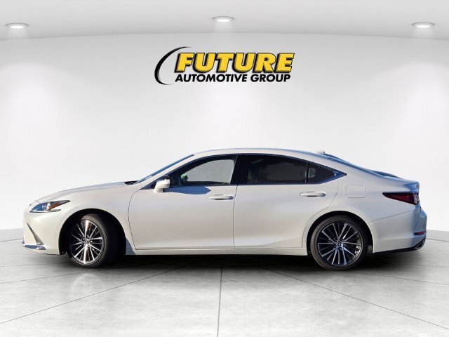 Used 2025 Lexus ES 350 w/ Premium Package FWD image 9