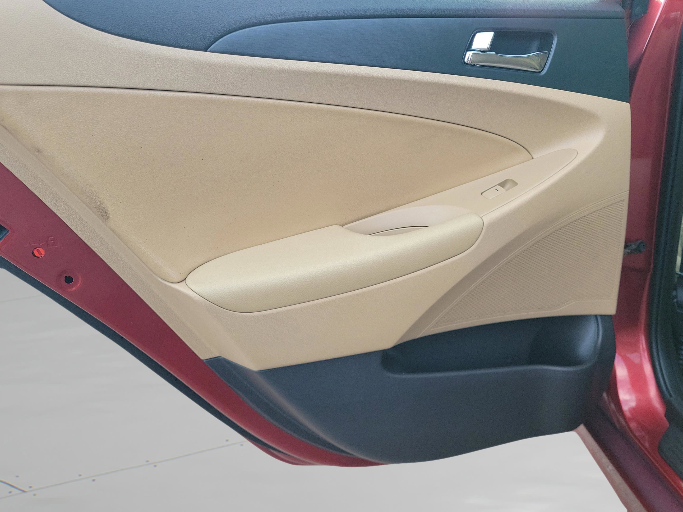 Used 2012 Hyundai Sonata GLS w/ Popular Equipment Pkg image 10