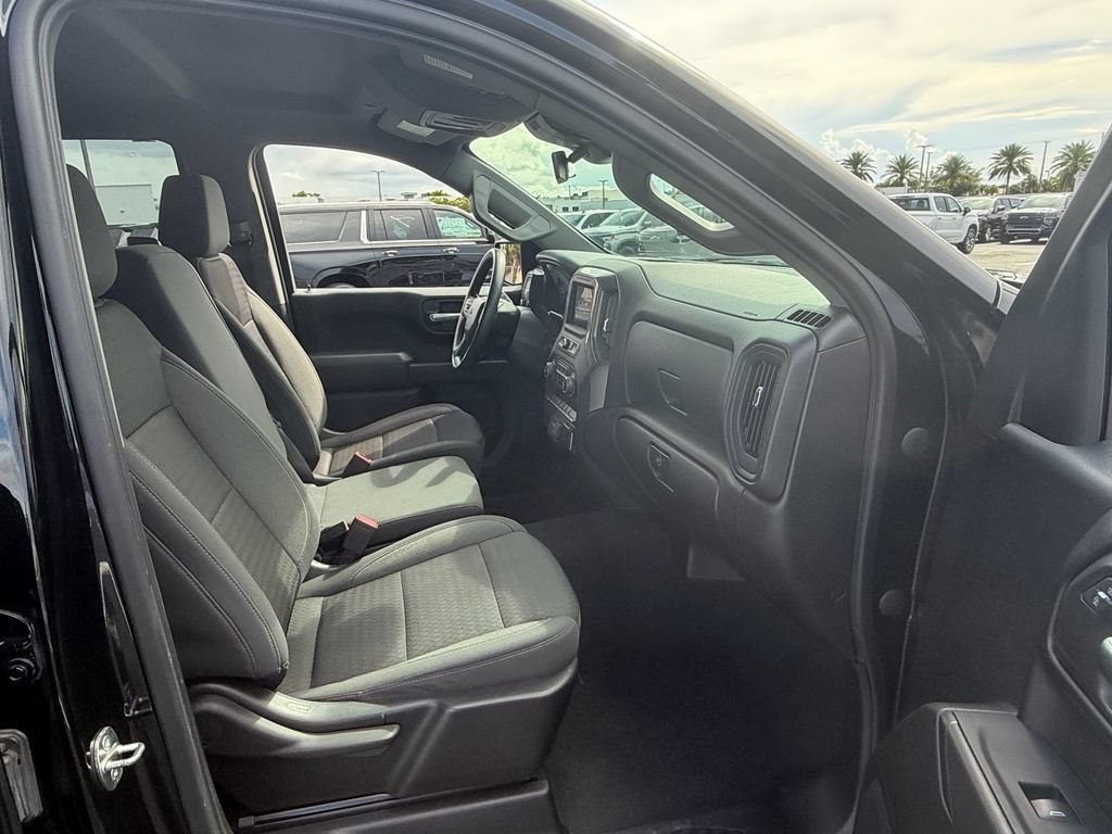 Used 2023 Chevrolet Silverado 1500 Custom RWD image 16