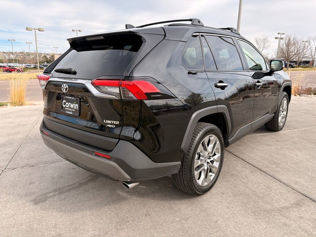 Used 2019 Toyota RAV4 Limited w/ Cold Weather Package image 9