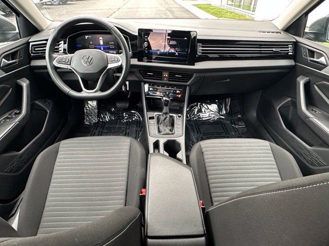 Certified 2026 Volkswagen Jetta S FWD image 31