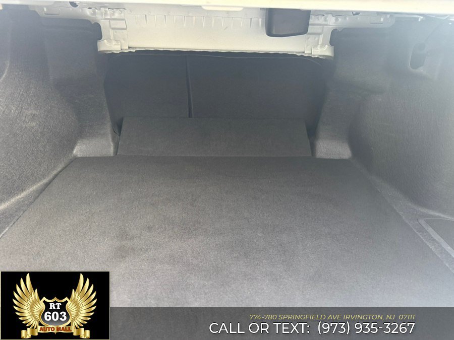 Used 2025 Toyota Camry LE FWD image 7