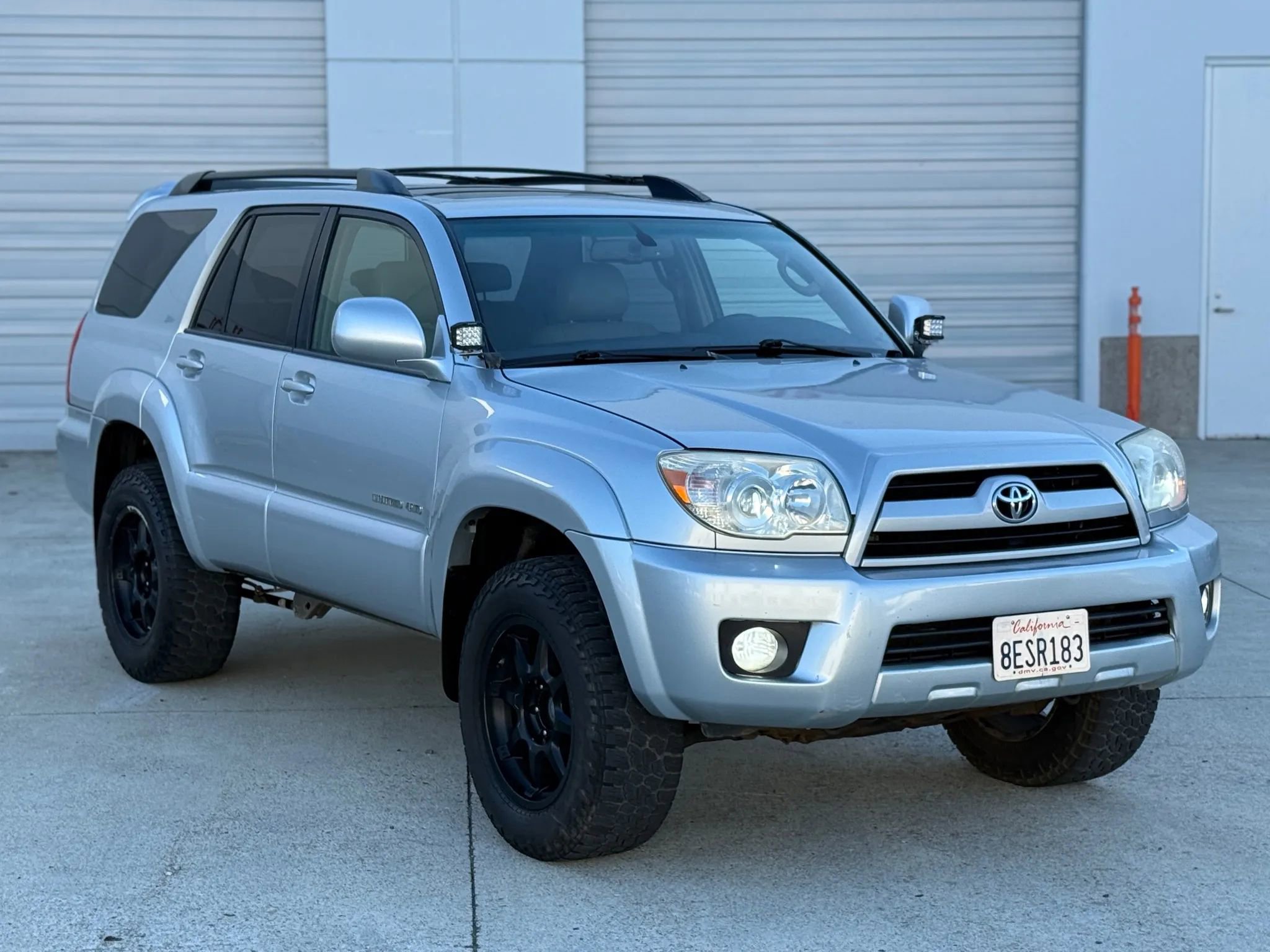 Used 2008 Toyota 4Runner Limited AWD/4WD image 3