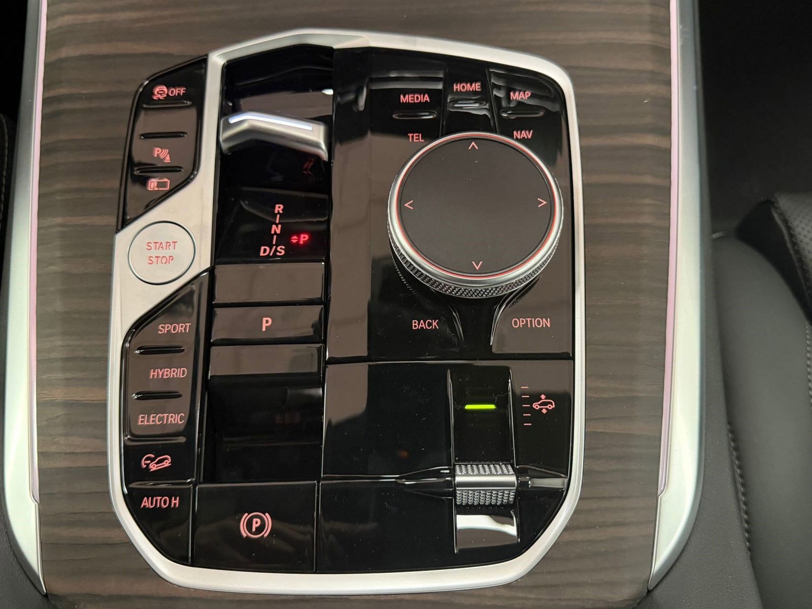 New 2026 BMW X5 xDrive50e image 15