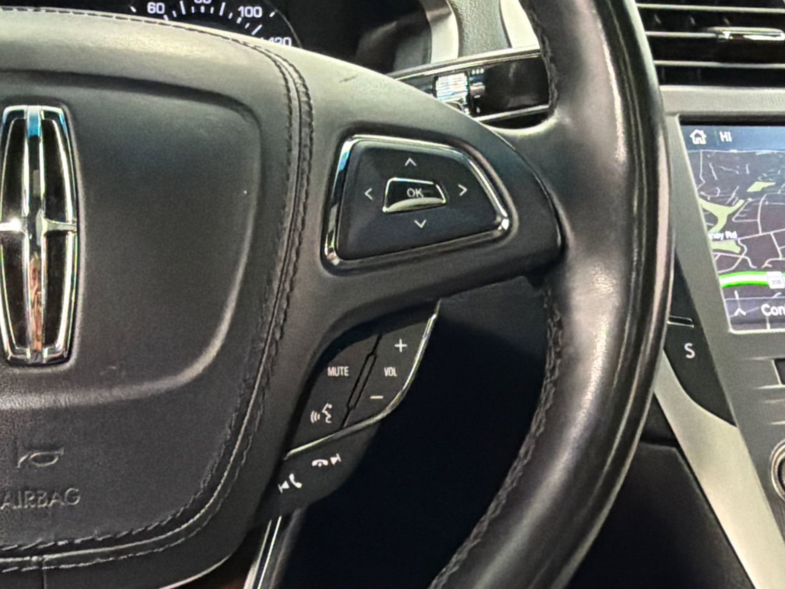 Used 2019 Lincoln MKZ Reserve image 19