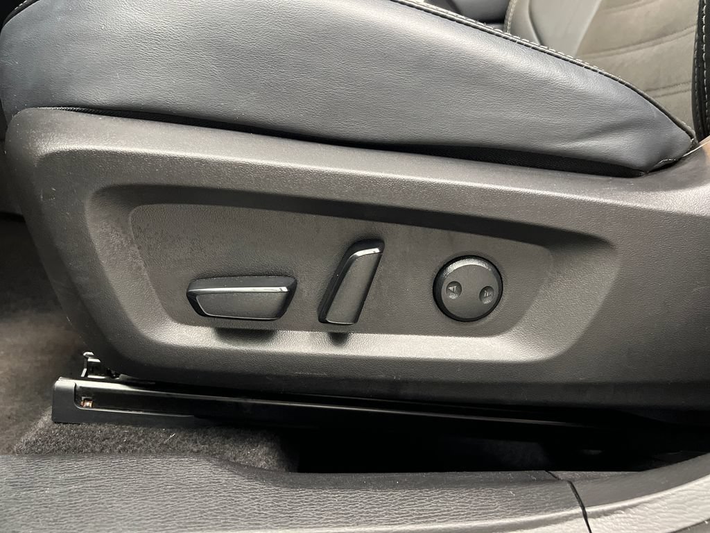 Used 2024 Mitsubishi Outlander SE AWD/4WD image 13