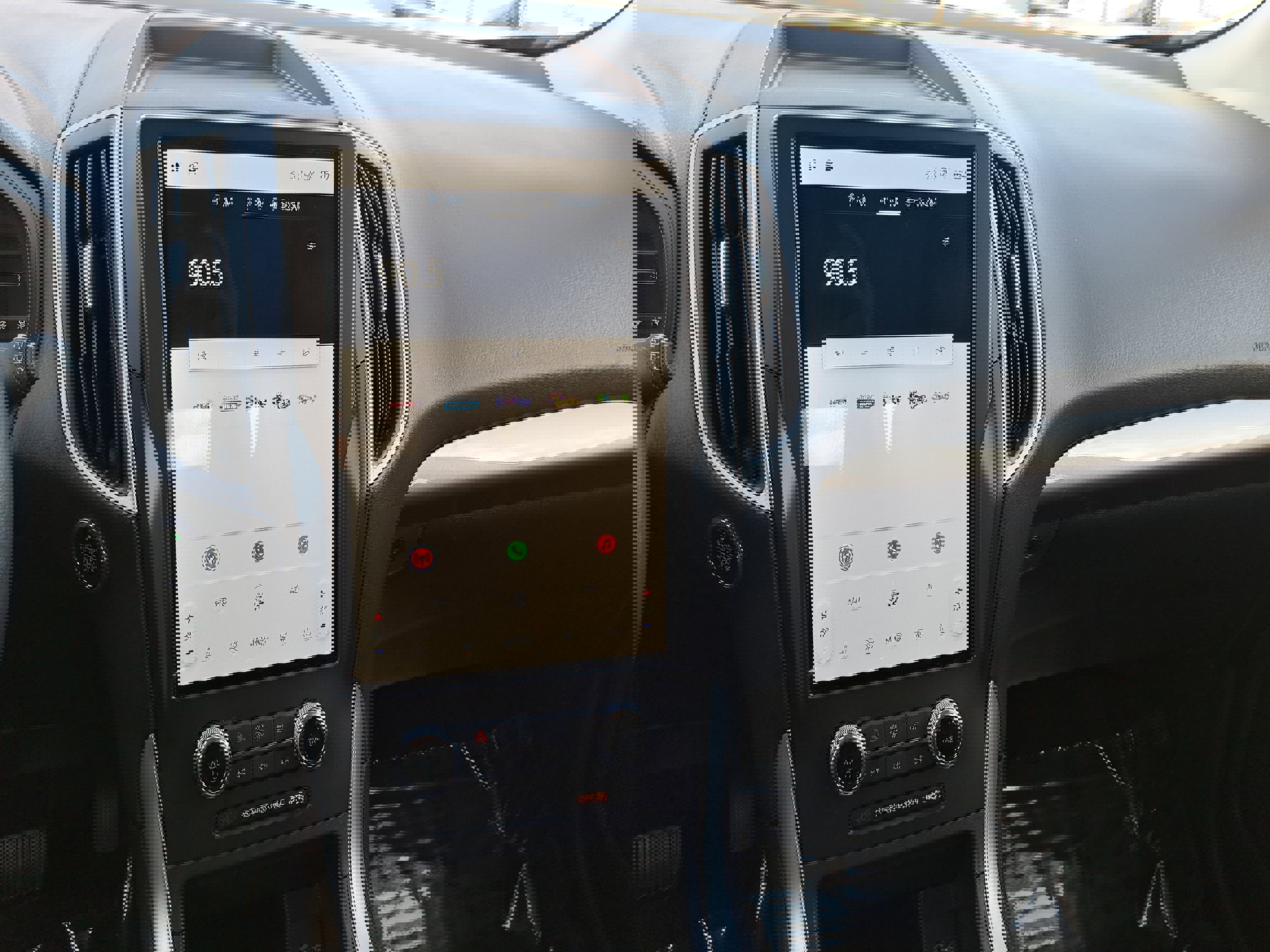 Used 2024 Ford Edge SEL image 19