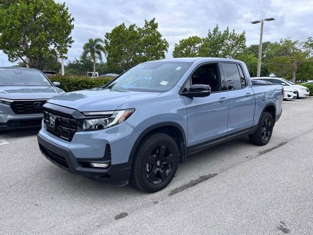 Used 2025 Honda Ridgeline Black Edition image 8