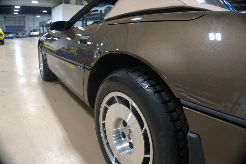 Used 1986 Chevrolet Corvette Convertible image 18