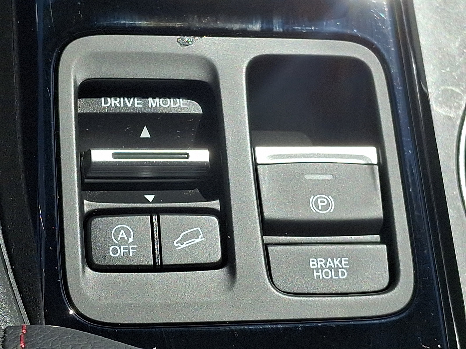 Certified 2025 Honda Pilot Black Edition image 25