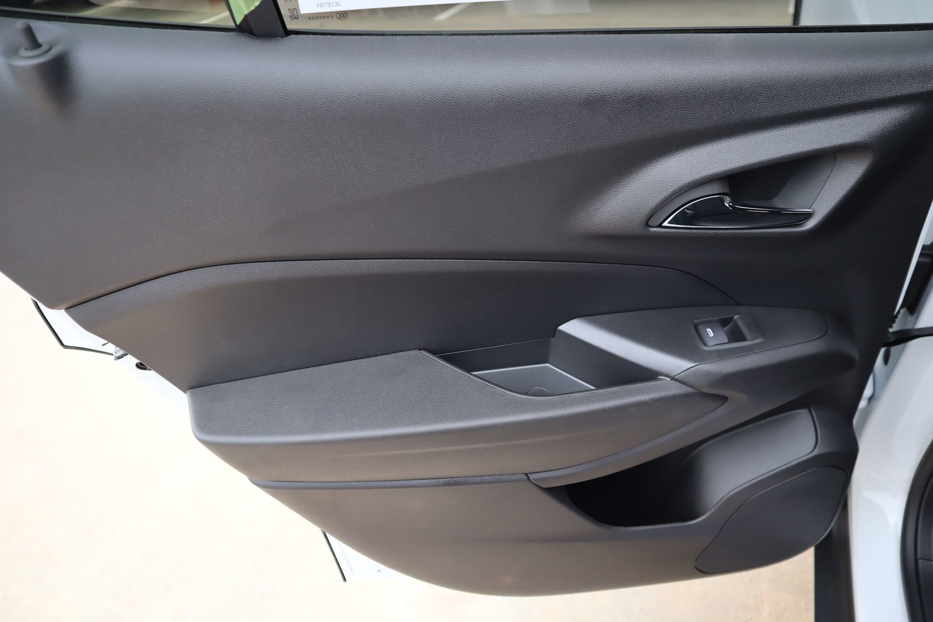 New 2026 Chevrolet Trax RS w/ Sunroof Package FWD image 20