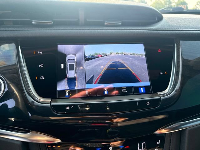 Used 2023 Cadillac XT6 Premium Luxury w/ Technology Package FWD image 32