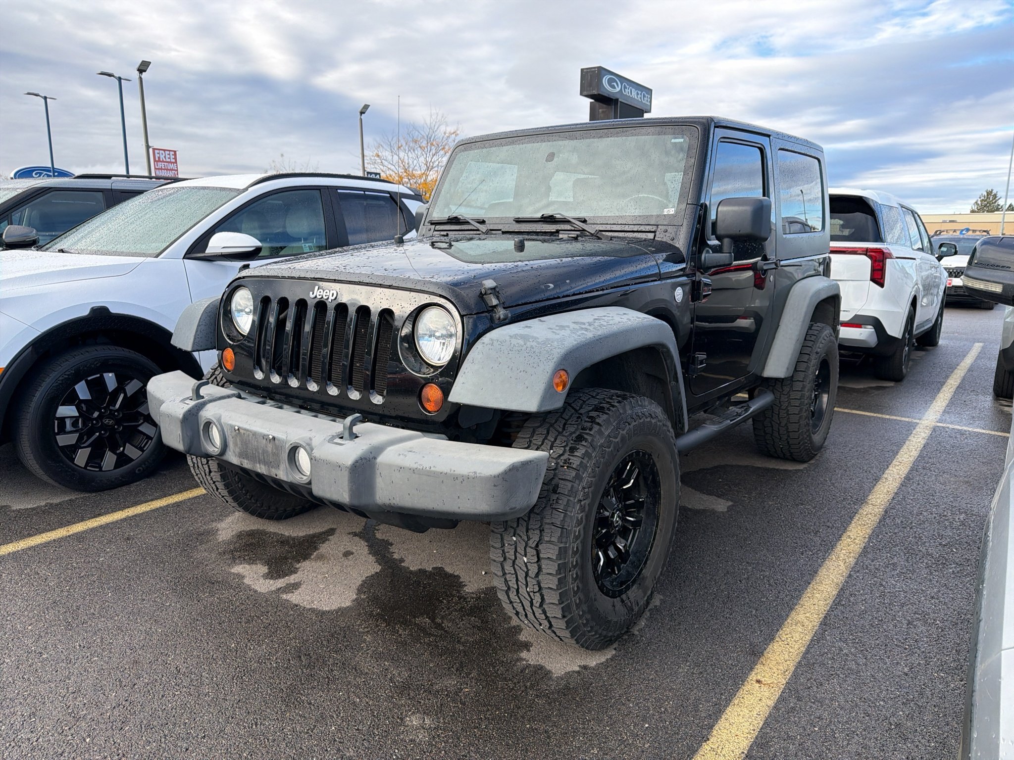 Used 2010 Jeep Wrangler Rubicon w/ Dual Top Group AWD/4WD image 1