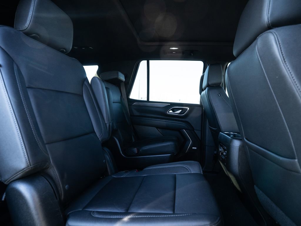 Used 2022 Chevrolet Tahoe Z71 w/ Luxury Package image 19