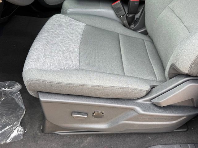 New 2026 Ford F450 XLT w/ 360-Degree Camera Package image 34