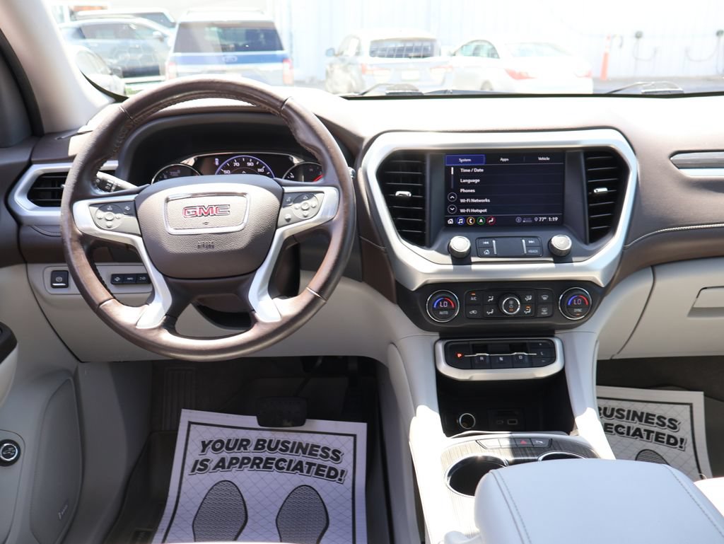 Used 2020 GMC Acadia SLT w/ Driver Alert Package II FWD image 19