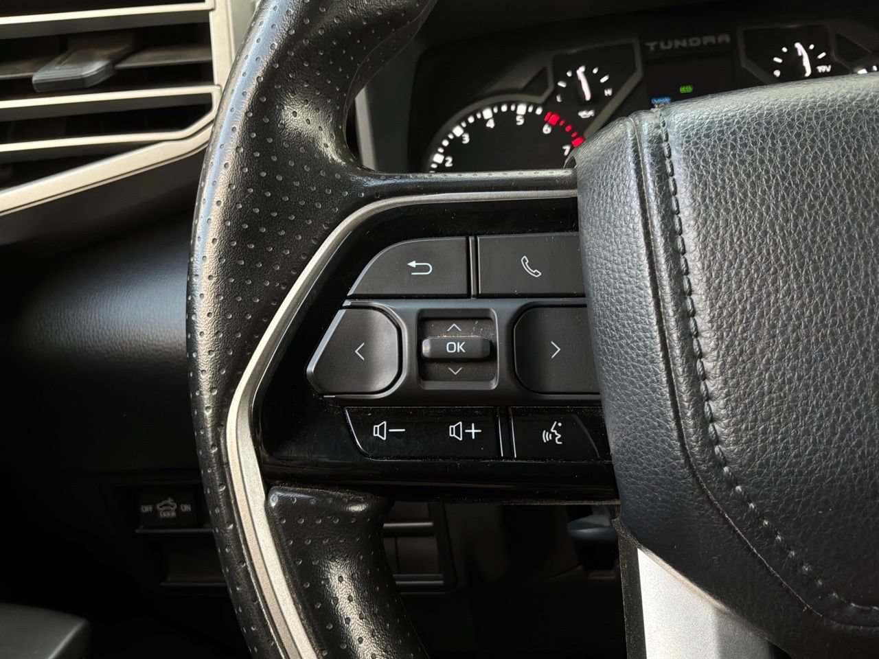 Used 2023 Toyota Tundra SR5 RWD image 32