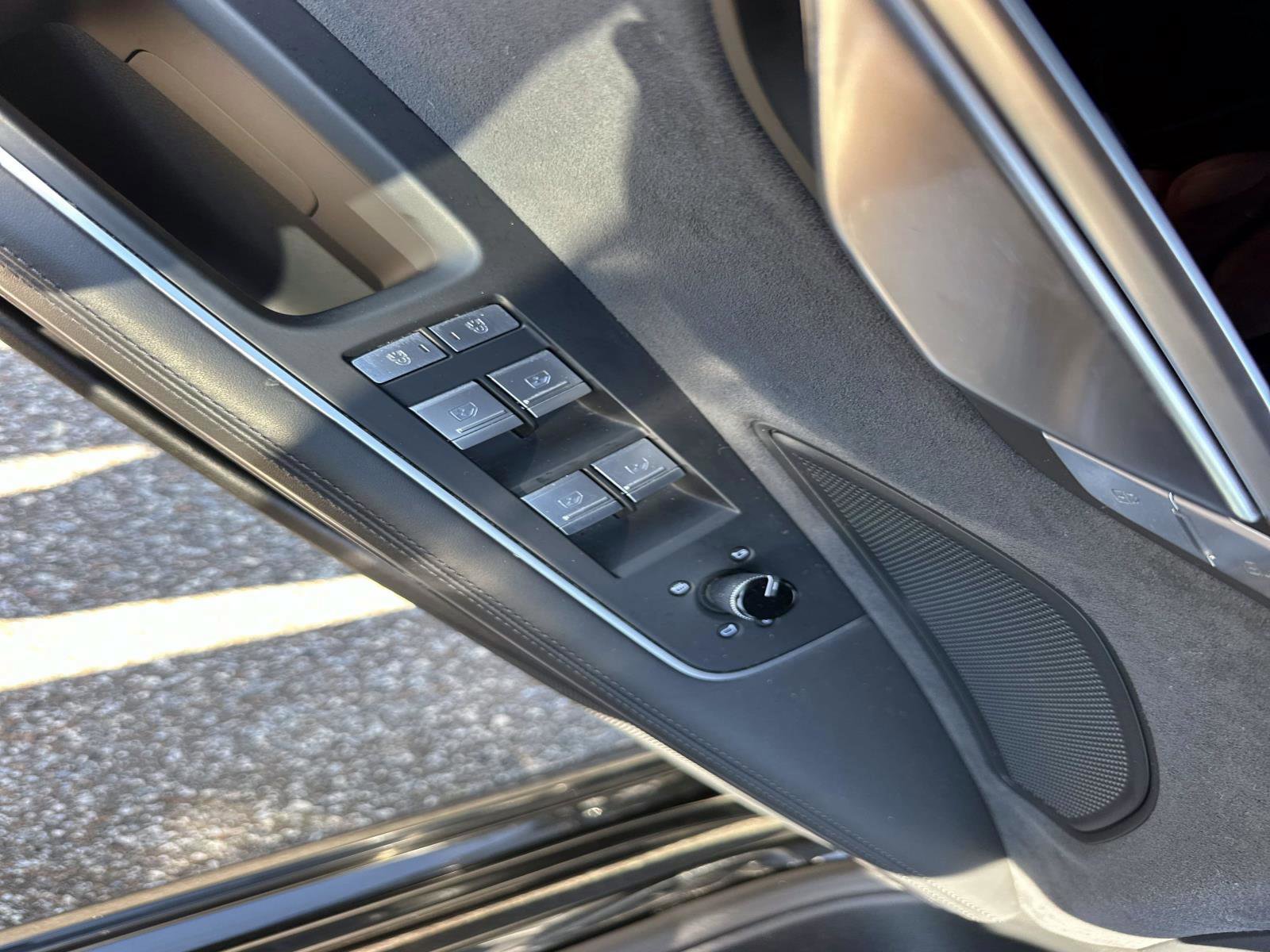 Used 2022 Audi A8 L 3.0T w/ Executive Package image 17