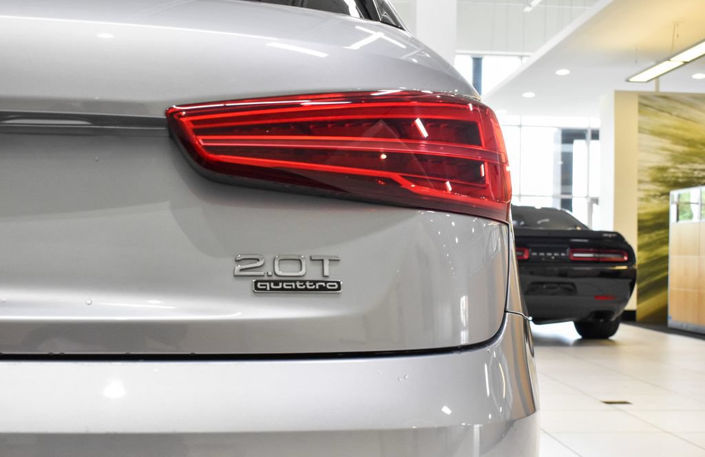 Used 2018 Audi Q3 2.0T Premium w/ Convenience Package AWD/4WD image 13