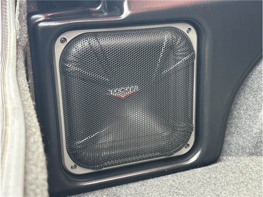 Used 2009 Dodge Challenger SRT8 w/ SRT Option Group II RWD image 31