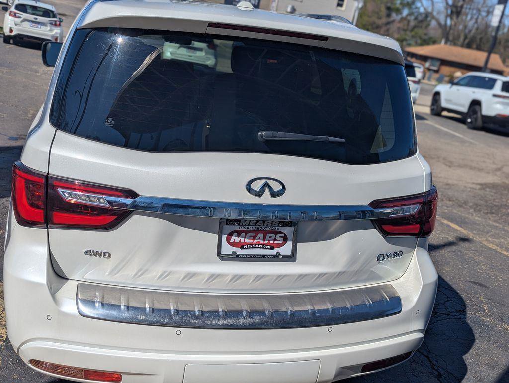 Used 2023 INFINITI QX80 Luxe w/ Cargo Package image 9