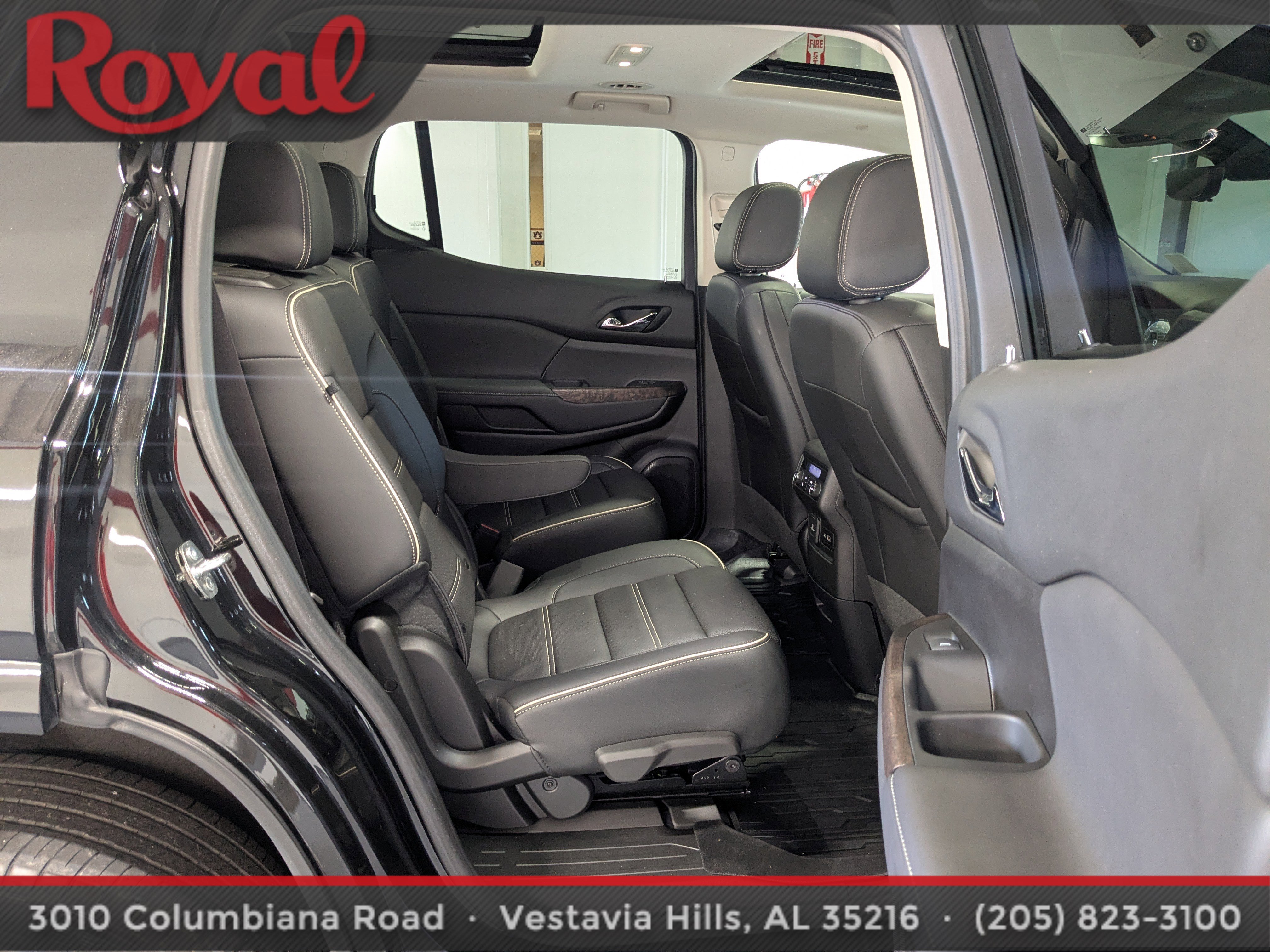 Used 2023 GMC Acadia Denali w/ Denali Ultimate Package image 10
