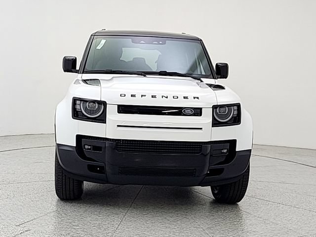 New 2026 Land Rover Defender 110 S AWD/4WD image 2