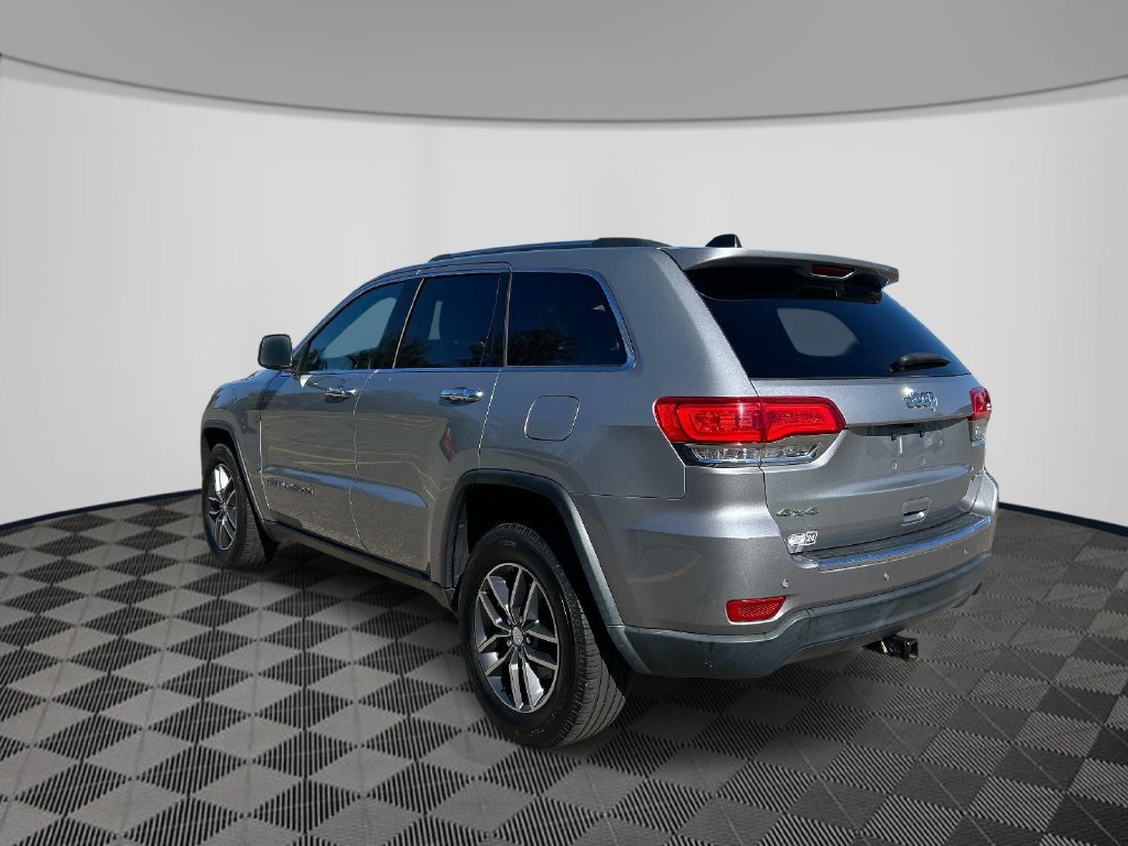 Used 2017 Jeep Grand Cherokee Limited AWD/4WD image 3