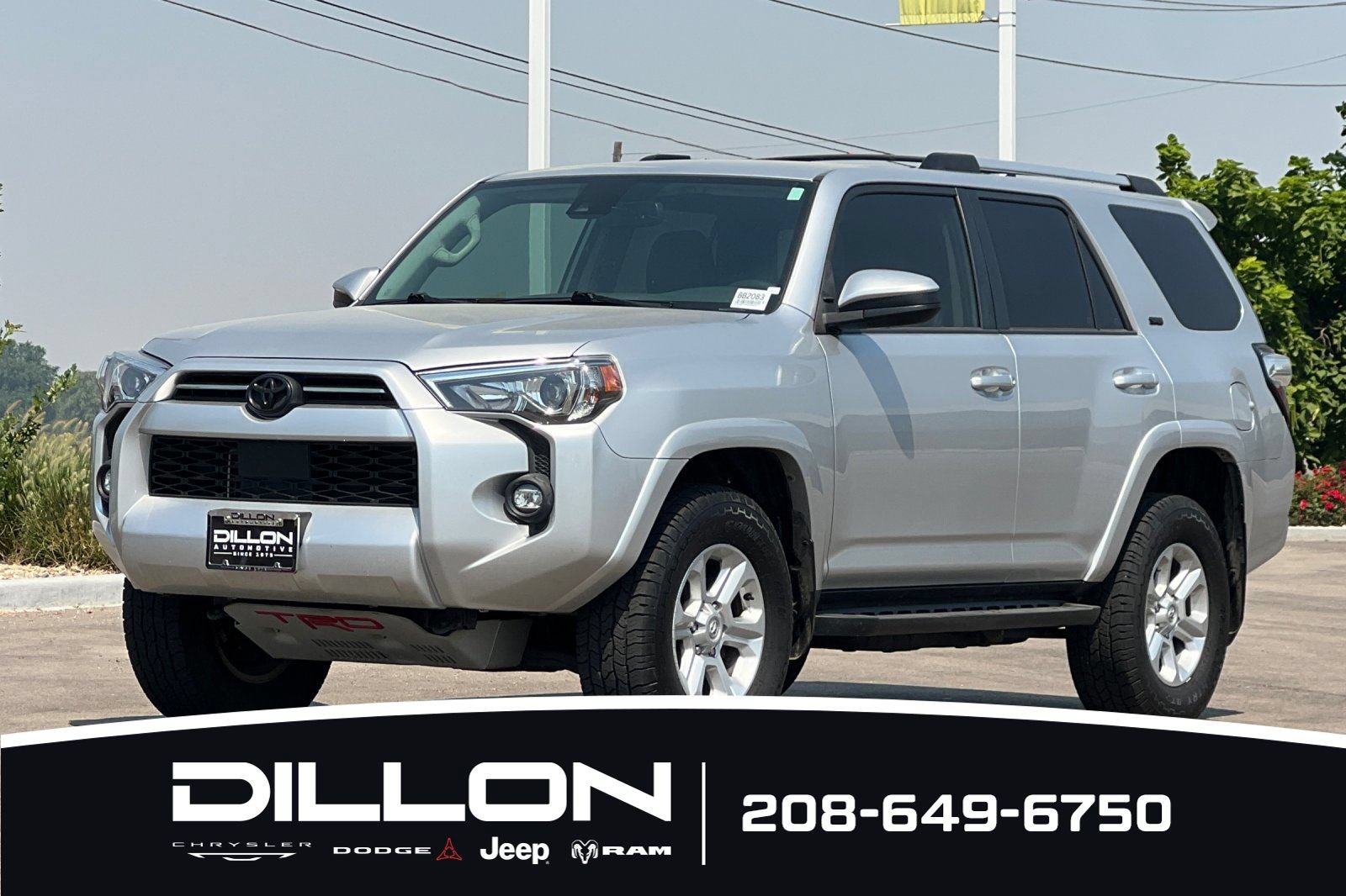 Used 2022 Toyota 4Runner SR5 AWD/4WD image 11