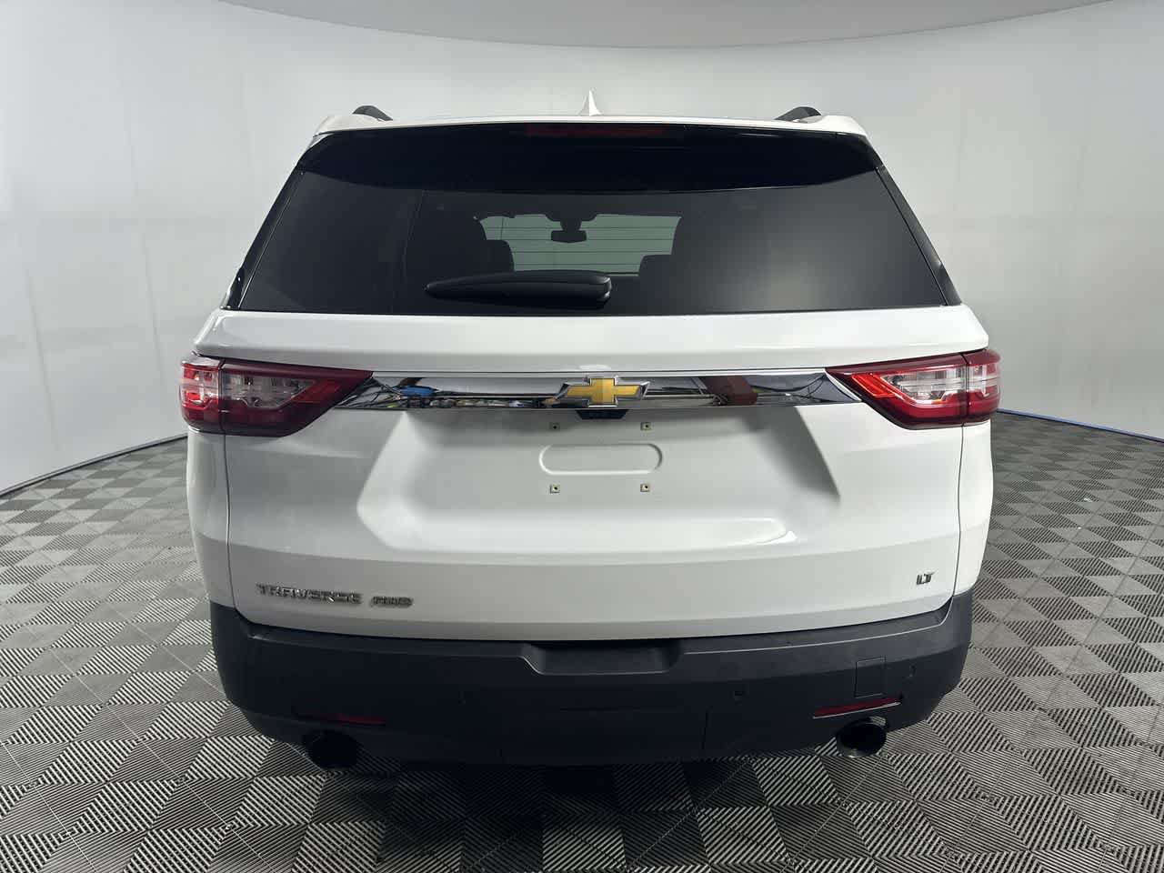 Used 2019 Chevrolet Traverse LT w/ LT Premium Package AWD/4WD image 7