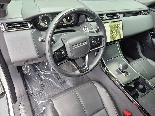 Certified 2026 Land Rover Range Rover Velar Dynamic SE AWD/4WD image 11