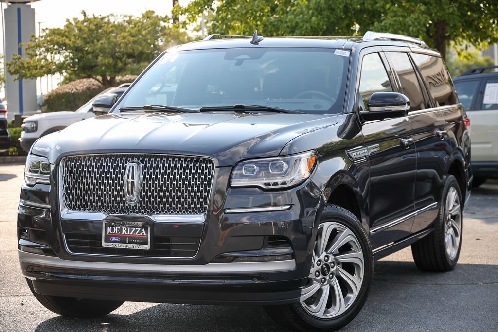 Used 2024 Lincoln Navigator Reserve AWD/4WD image 30