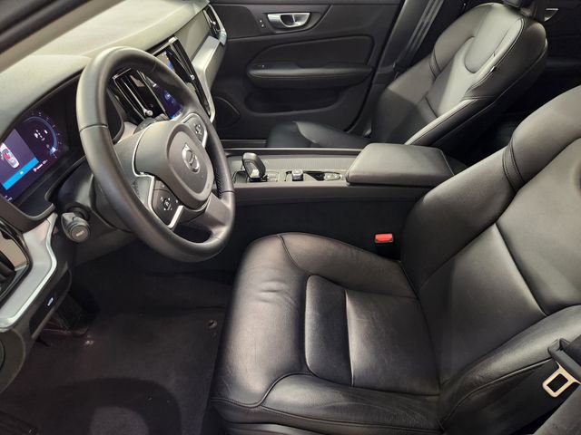 Used 2024 Volvo S60 B5 Core image 14