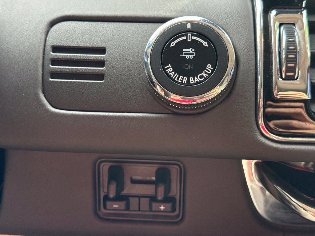 Used 2022 Lincoln Navigator Black Label AWD/4WD image 32