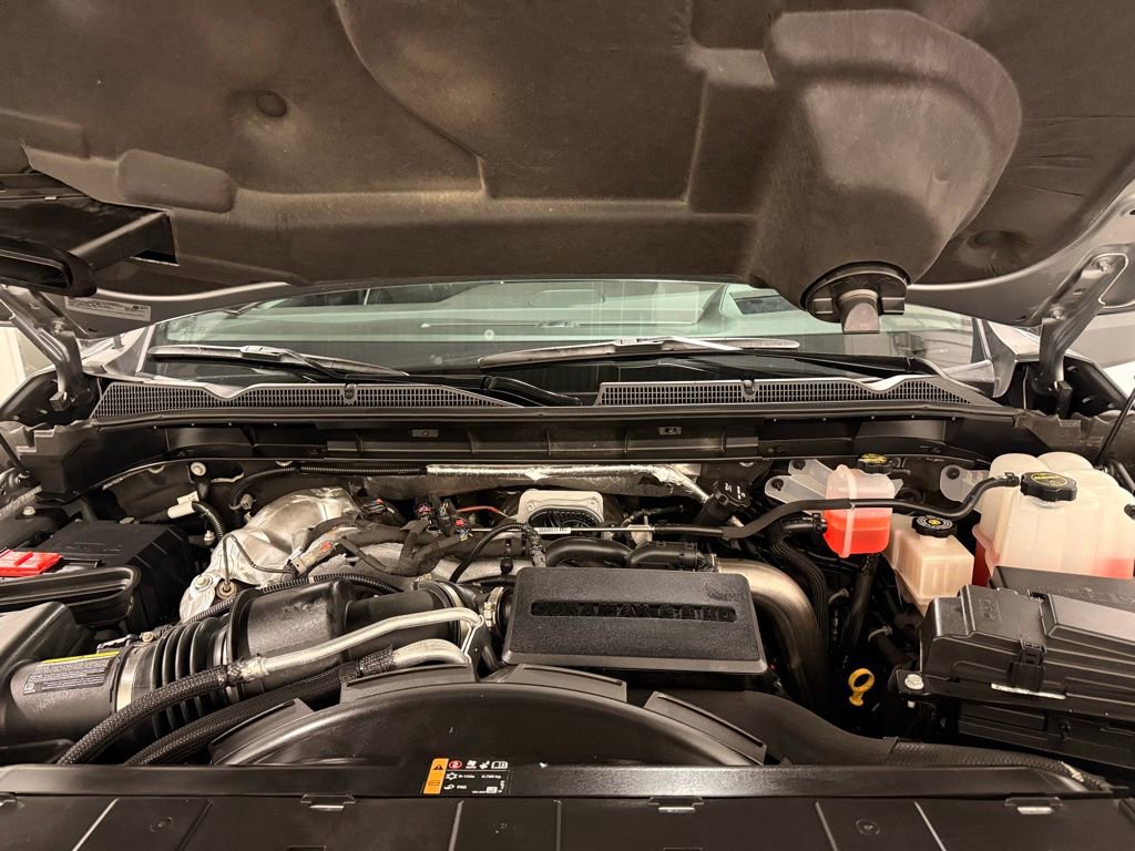 Used 2026 GMC Sierra 2500 AT4X image 11